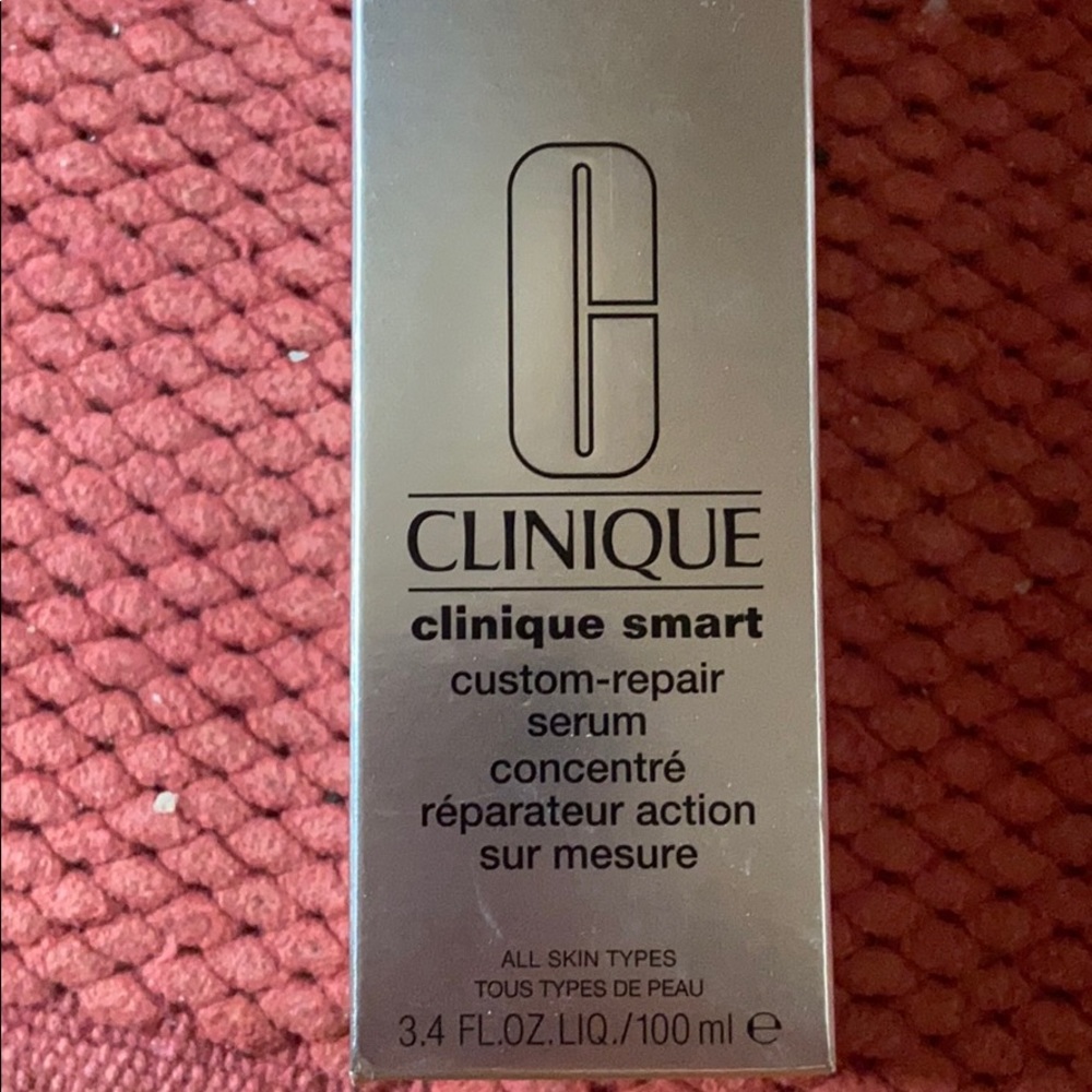Clinique smart custom-repair serum